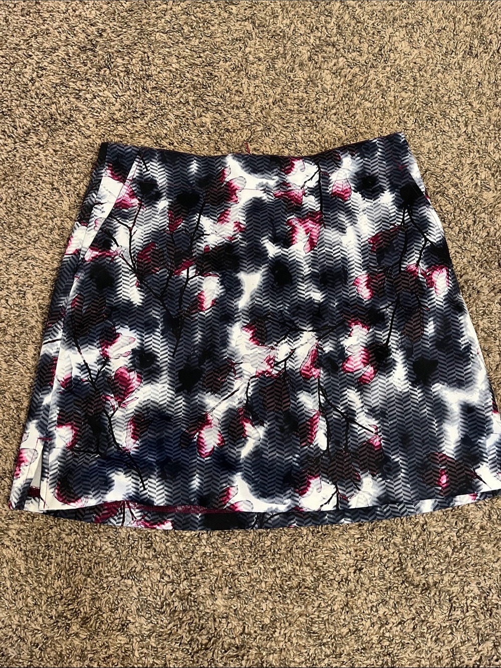 Lady Hagen Black, White & Pink Floral Print Golf/Tennis Skirt